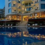 Harbour Ξενοδοχείο 4*