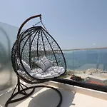 Harbour Hotel