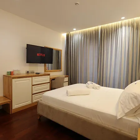 Harbour Hotel