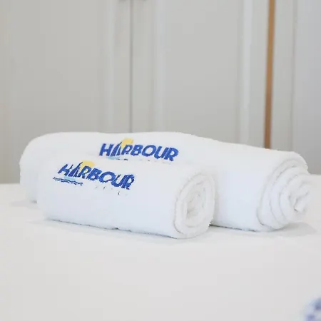 호텔 Harbour 4*