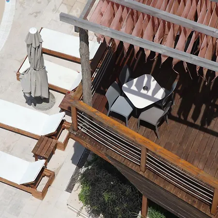 Harbour Ξενοδοχείο 4*