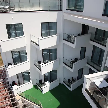 Harbour Hotell Sarandë