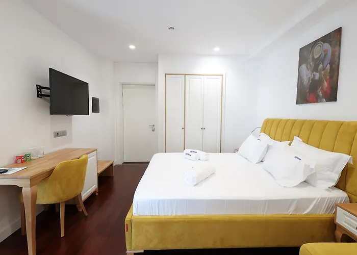 Harbour 4* Саранда