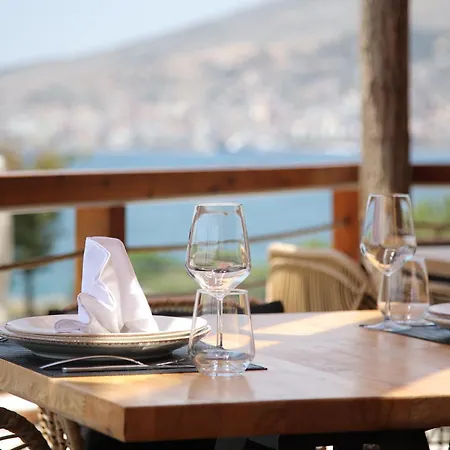 Harbour Sarande