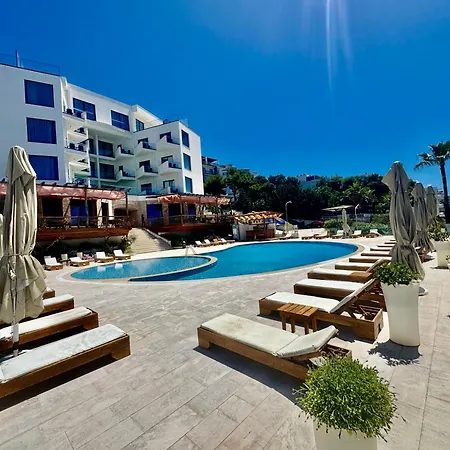 Harbour Hotel