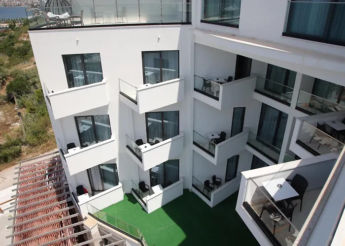 Harbour 酒店 Sarandë